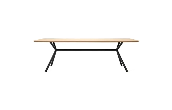 Elias dining table