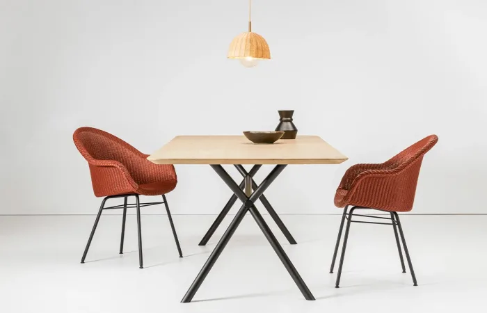 Elias dining table ls3